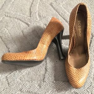 BCBGirls Pumps - Size 6.5